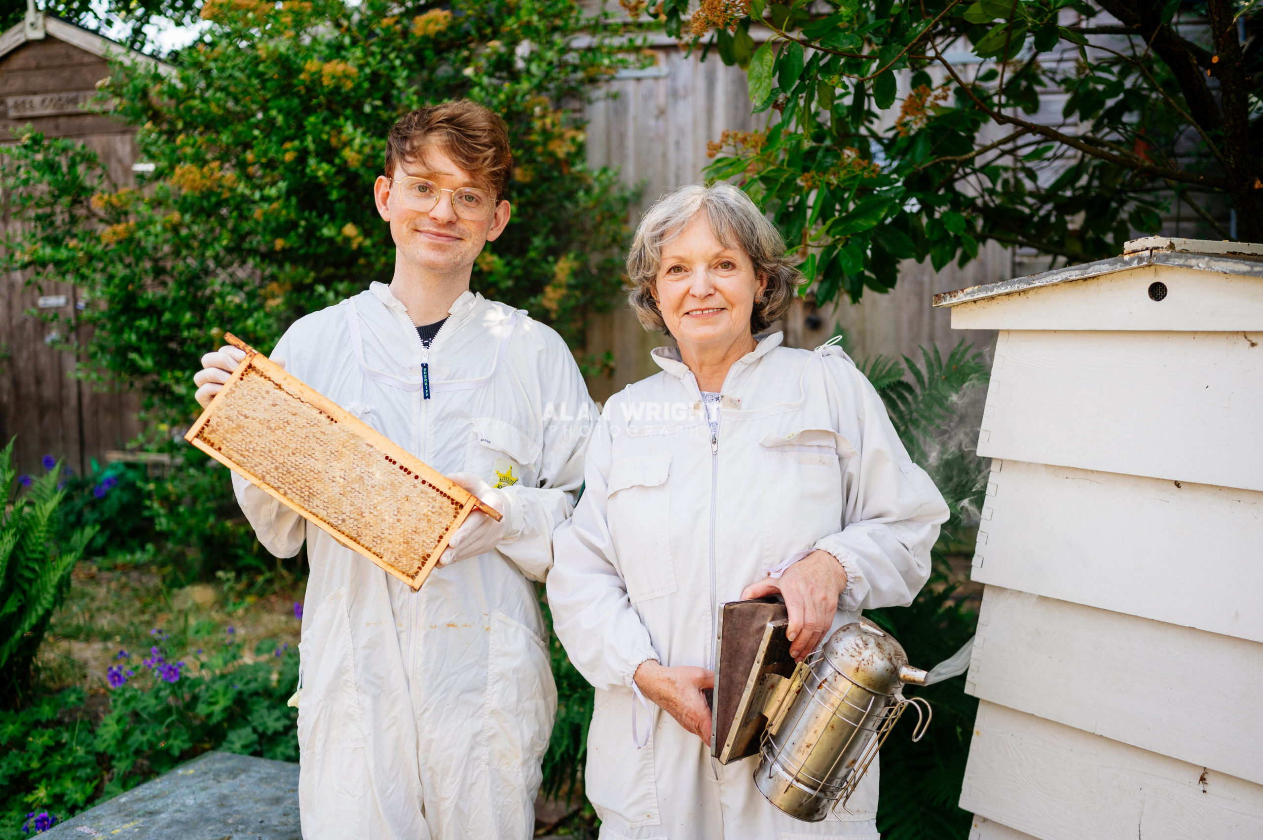 BEE COSMETICS, HORSHAM