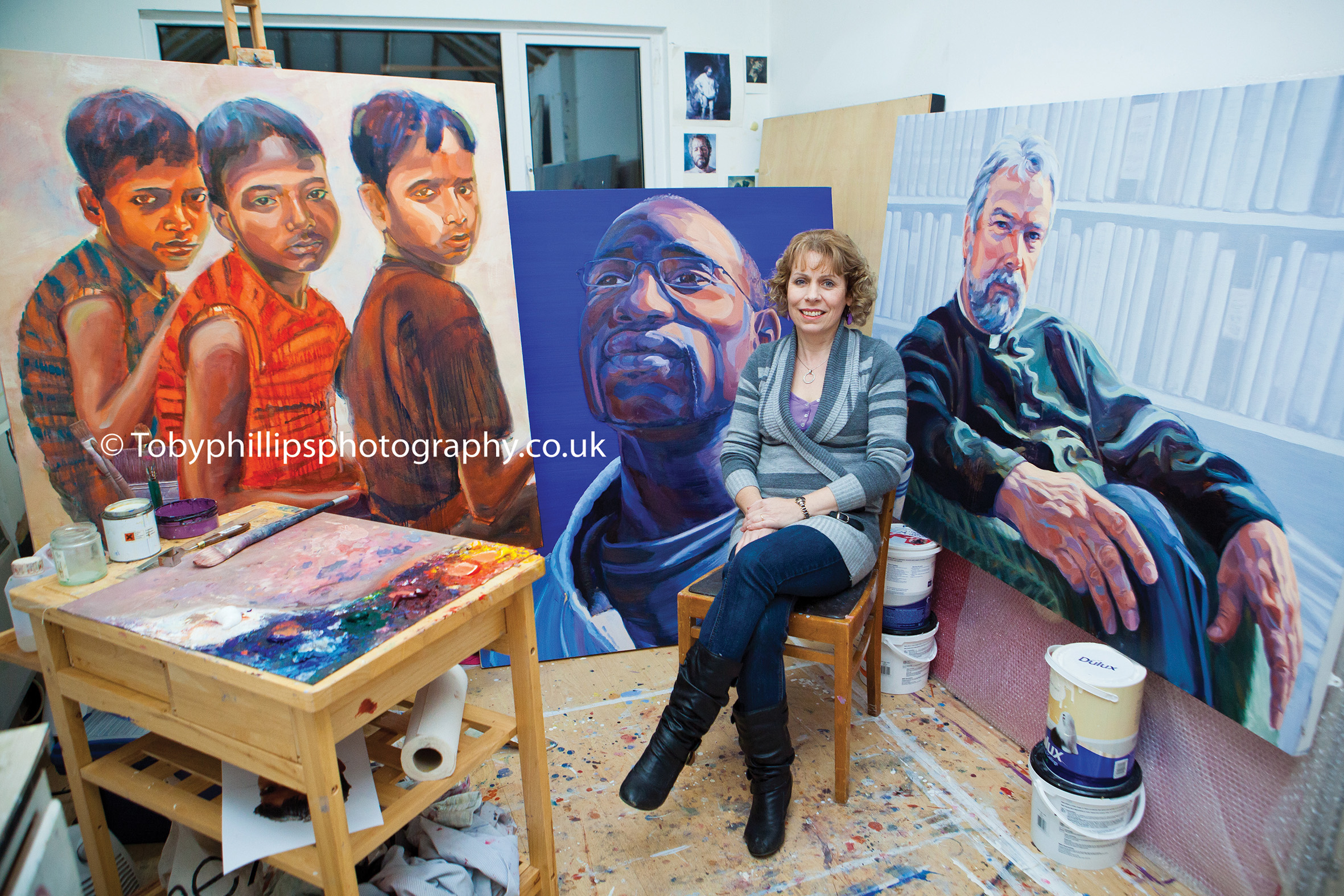 CLAIRE PHILLIPS, STORYTELLING ARTIST