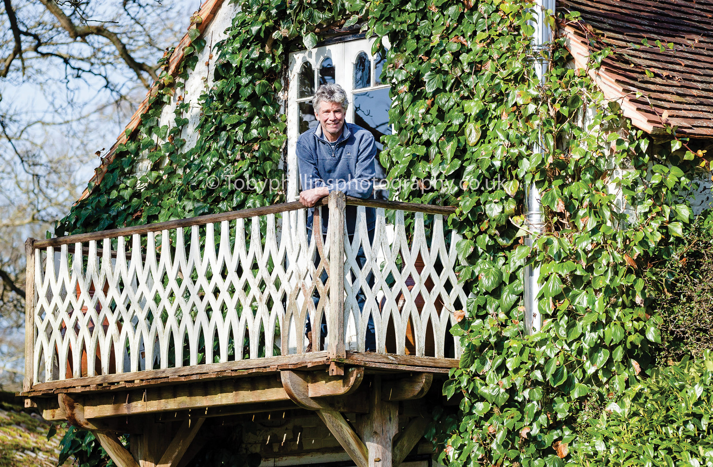 RIDGE FARM STUDIOS, RUSPER (2013)